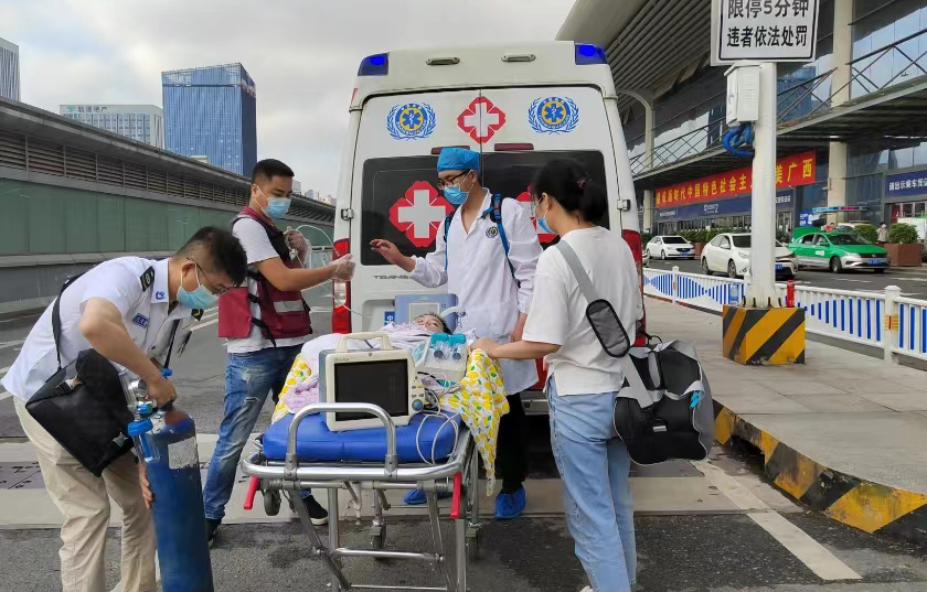 洛隆县救护车出租公司